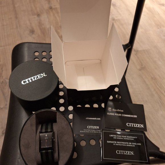 Citizen Eco drive watch model "Tuxedo" - Picture 5 of 9